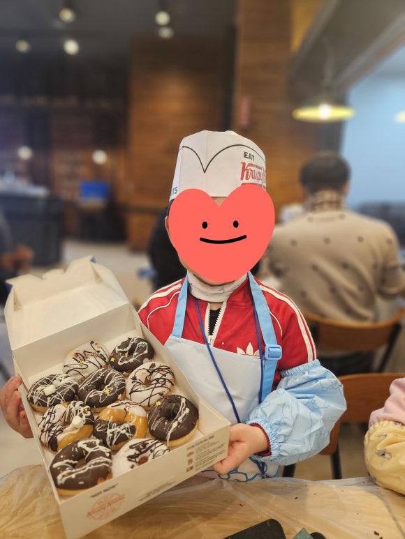 크리스피크림 김해아울렛점 이미지