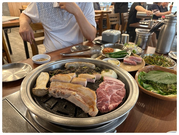 제주귤품은흑돼지중문점 이미지