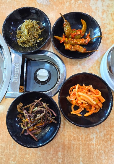 지리산토종꺼먹돼지 이미지