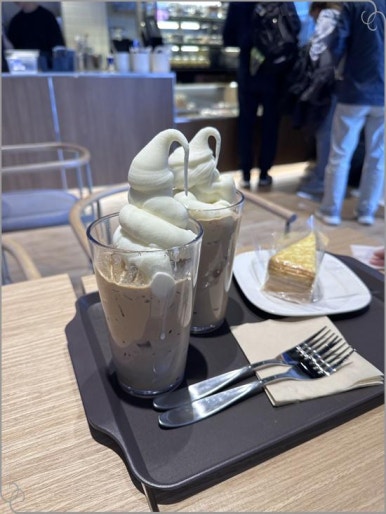 더푸르고 이미지