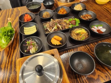 사계꽃담집 이미지