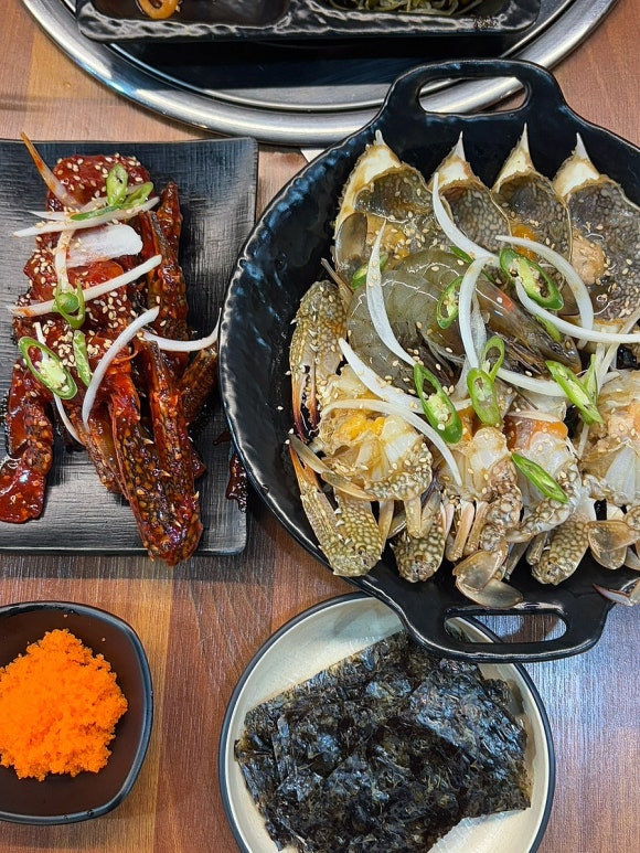 밥도둑 꽃게장(무한리필) 이미지