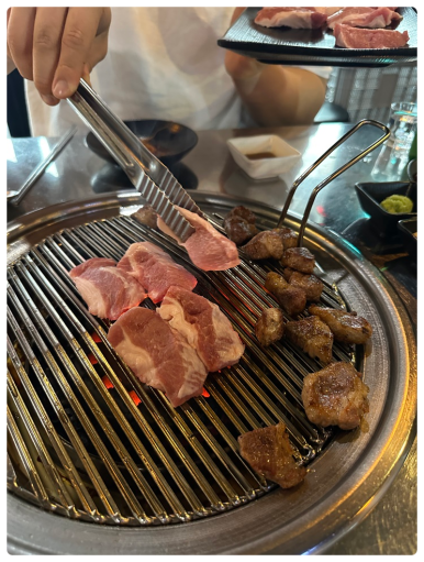 쫄면돼지 이미지