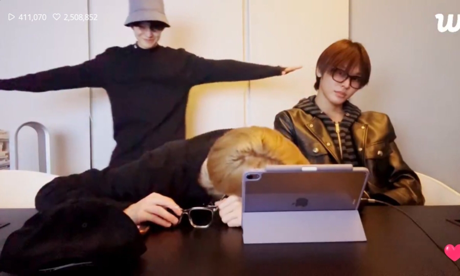 온리유 이미지