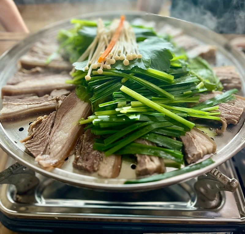 옛골흑염소 이미지