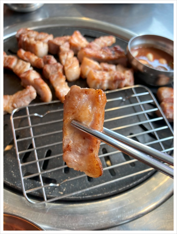 고기창고 이미지