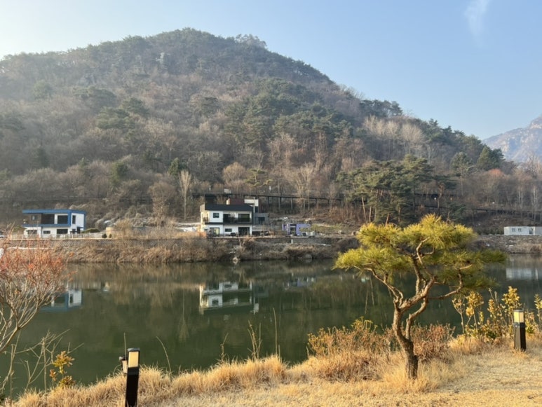 윤슬재 이미지