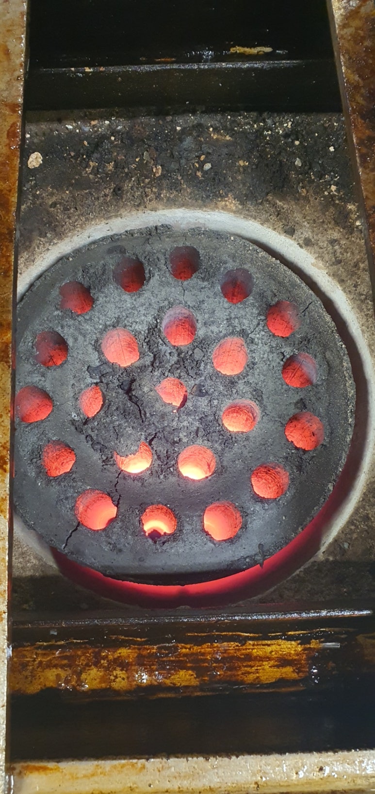 고바우연탄불생고기 이미지