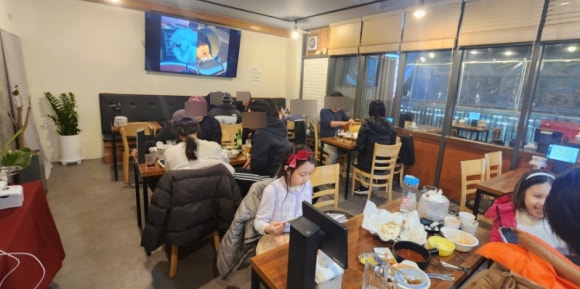 동글이치킨 이미지