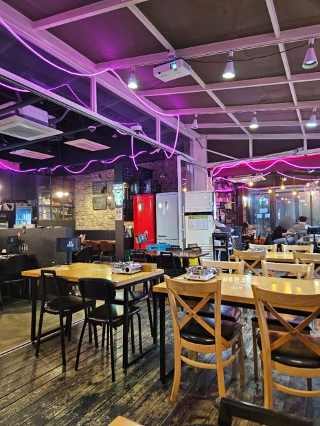 홍대칼국수와족발 판교역점 사진 8