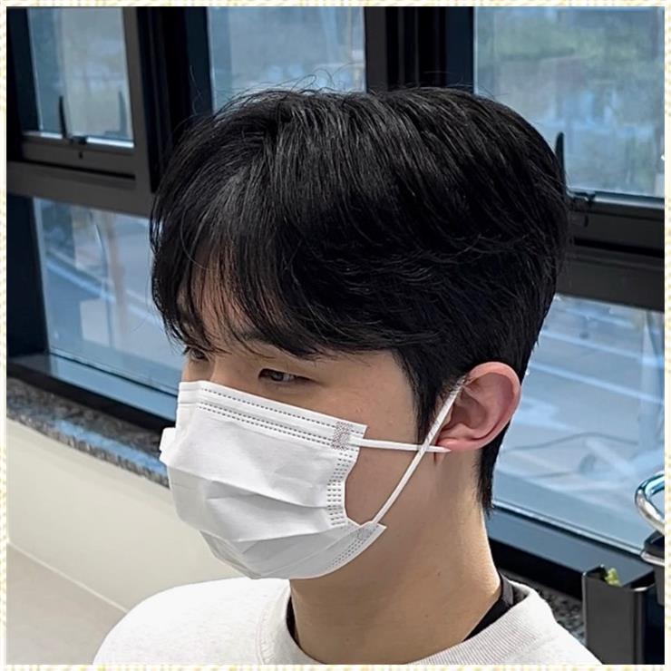 남성미용실 이미지