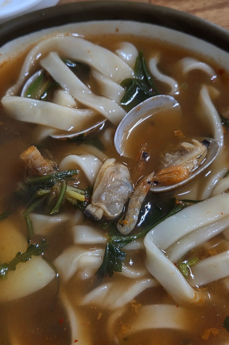 미란칼국수 이미지