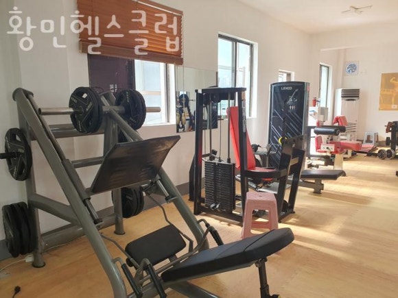 황민헬스클럽 이미지