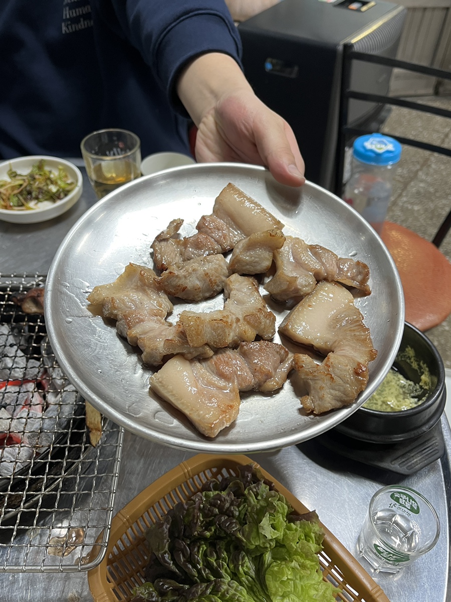 주야푸짐한뒷고기 이미지