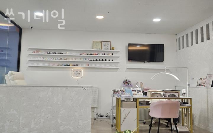 쑤기네일 이미지