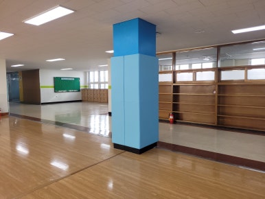 어룡초등학교 이미지