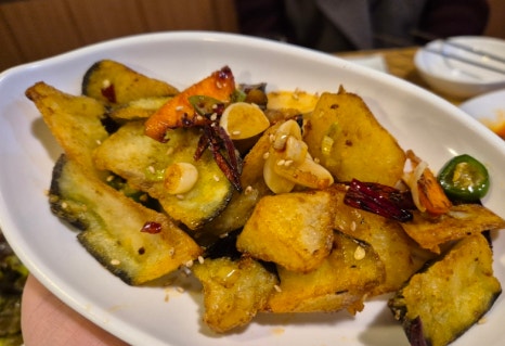 윤서양갈비참숯구이 이미지