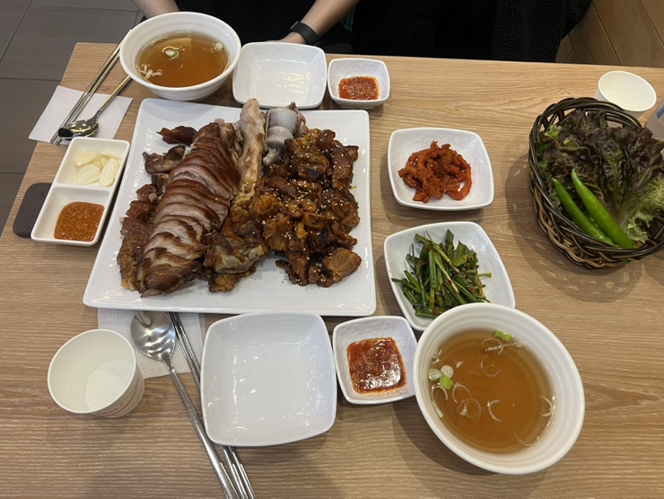 둔전족발 이미지