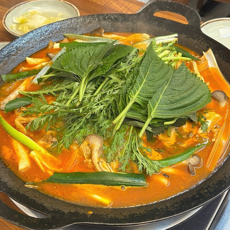 수자네 물닭집 이미지