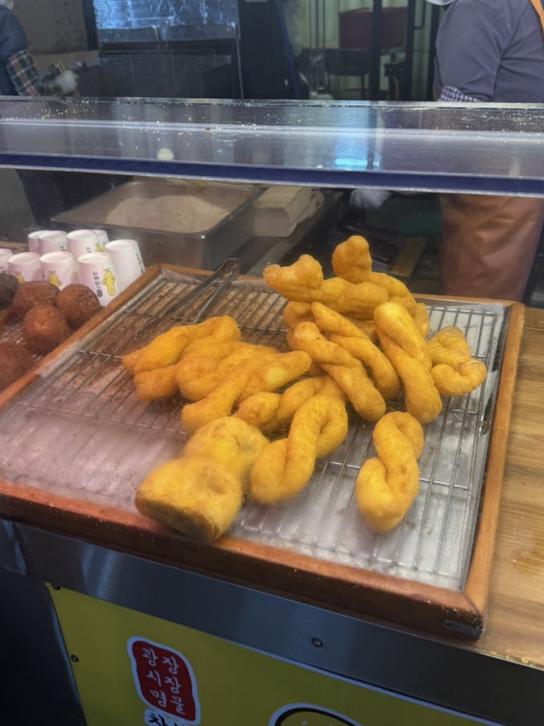 찹쌀꽈배기 이미지
