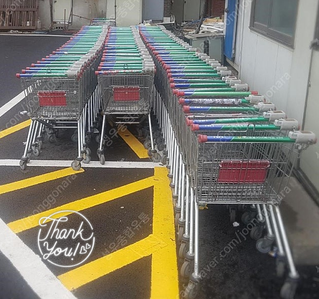 식자재 창고형 할인마트 이미지