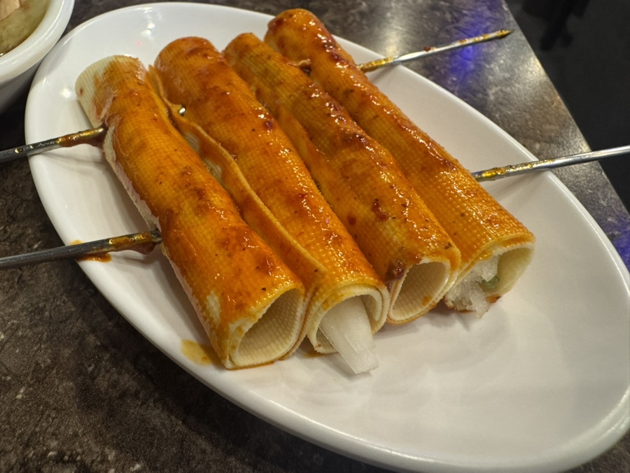 초원꼬치구이 이미지