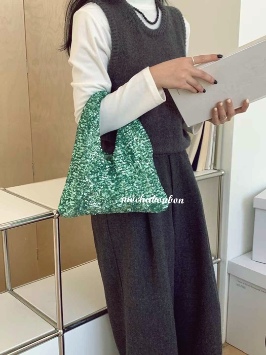 제니봉봉 이미지