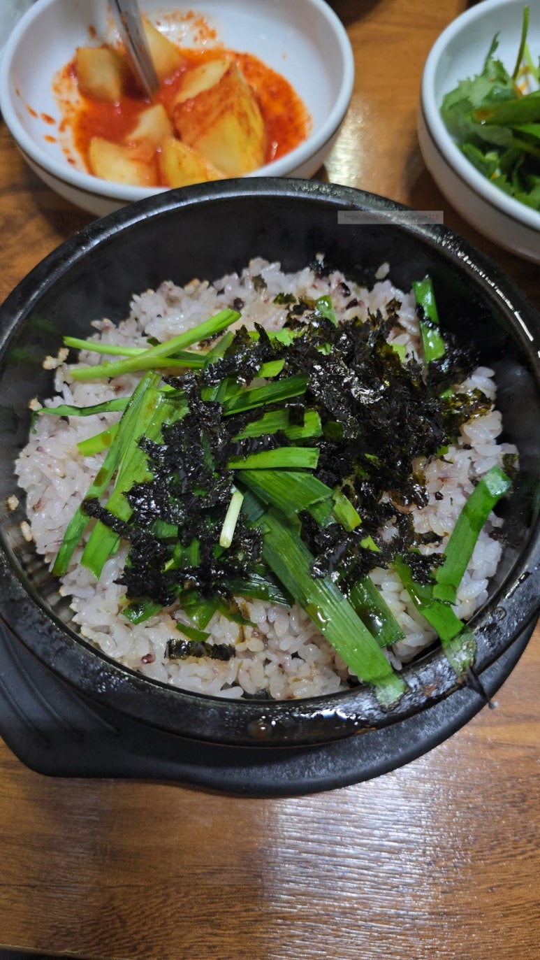 동도통영굴밥 이미지