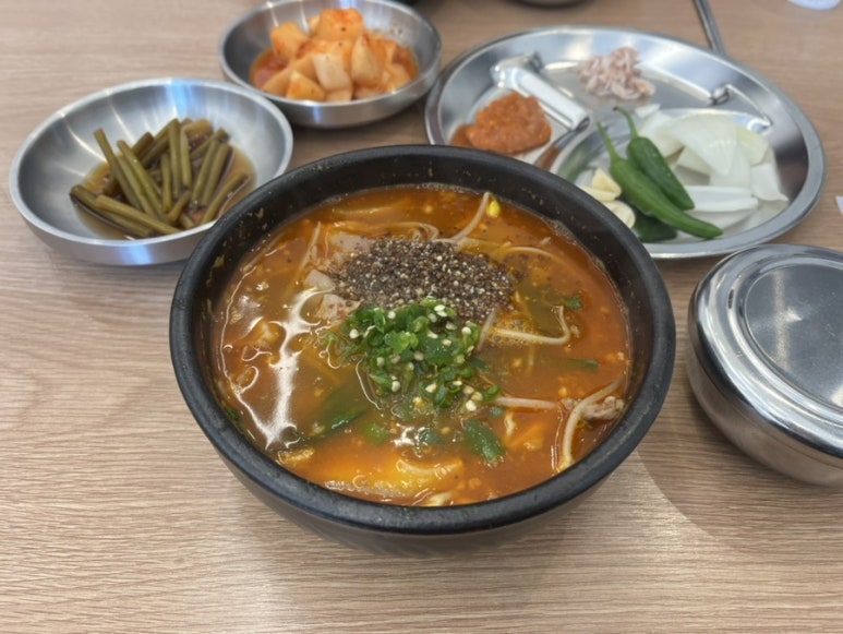 나진국밥안양평촌점 이미지