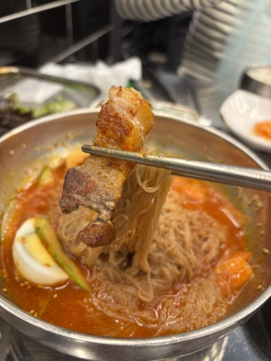 할매솥뚜껑삼겹살 부천점 이미지