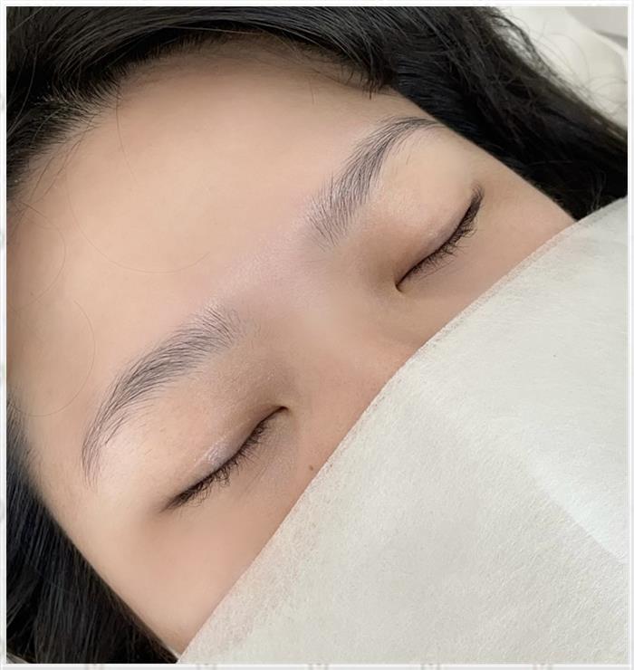 빛다브로우 이미지