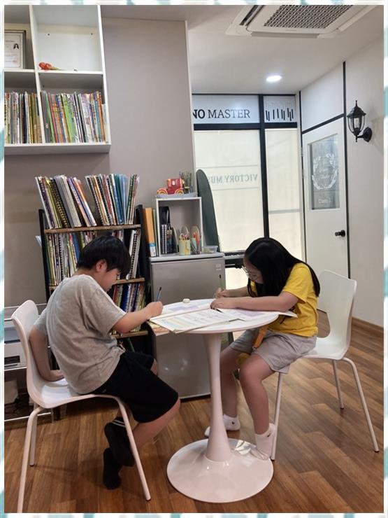 하이;피아노앤드럼 이미지