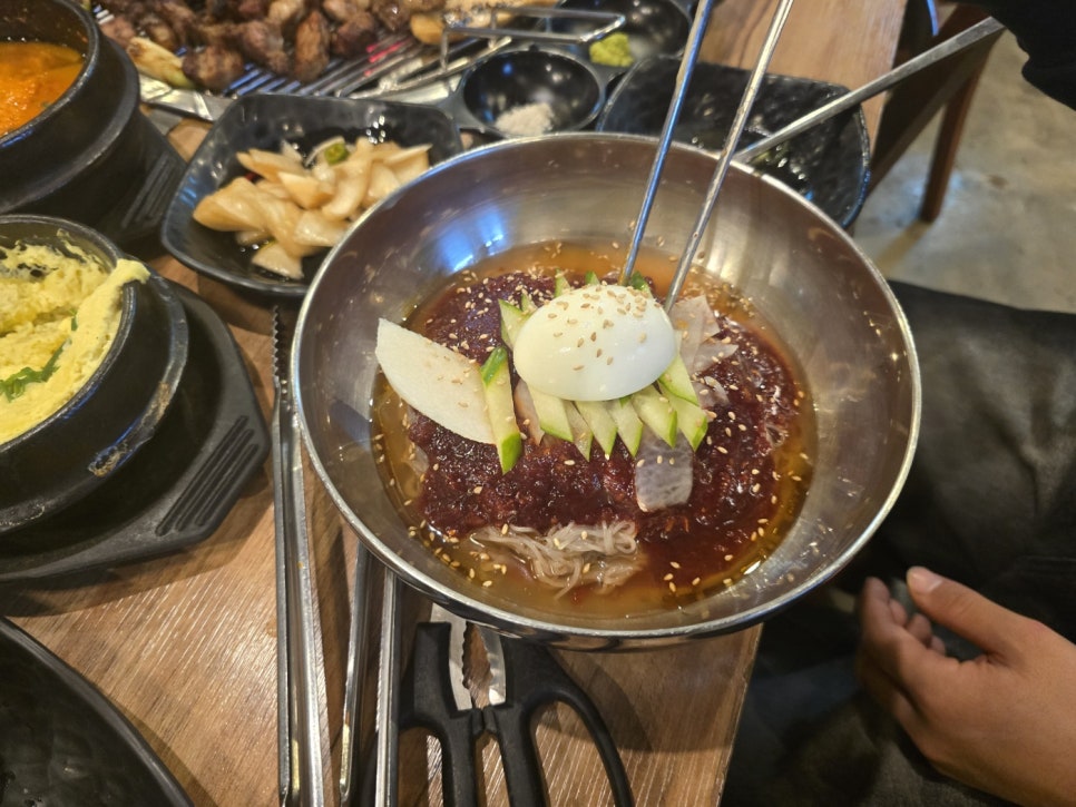 덕수아이흑돼지 이미지