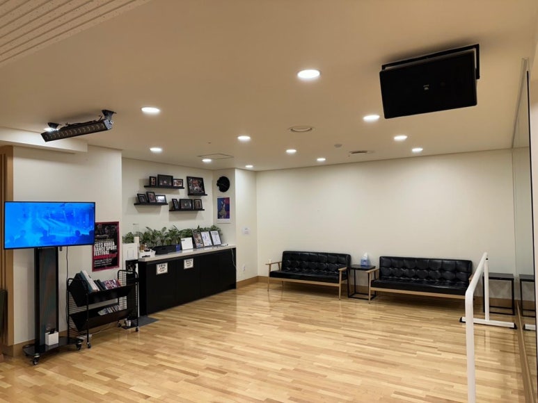 강남댄스스포츠학원 이미지