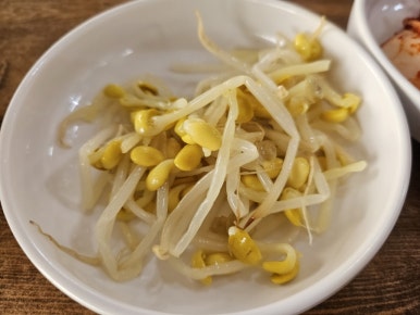 율생해물샤브칼국수 이미지