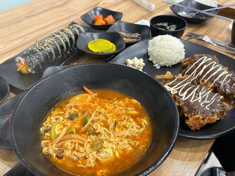 밥통분식 이미지