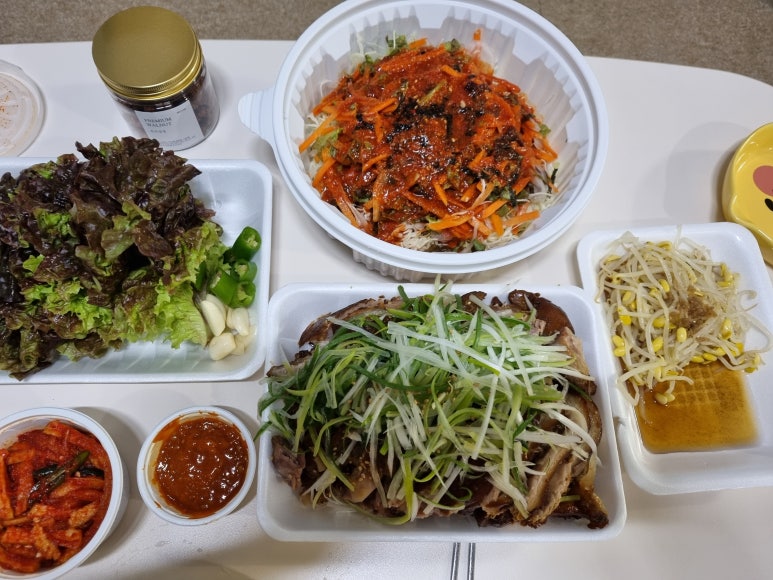 우가네사또족발 이미지