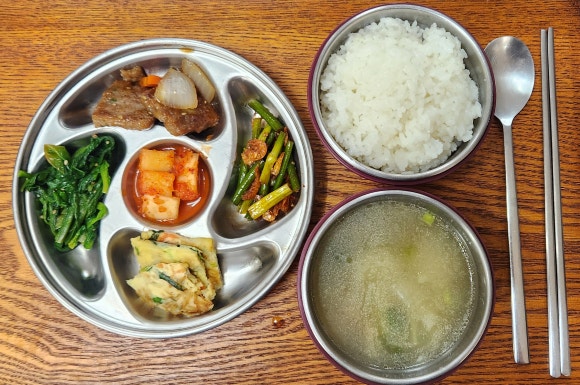 더쿡 이미지