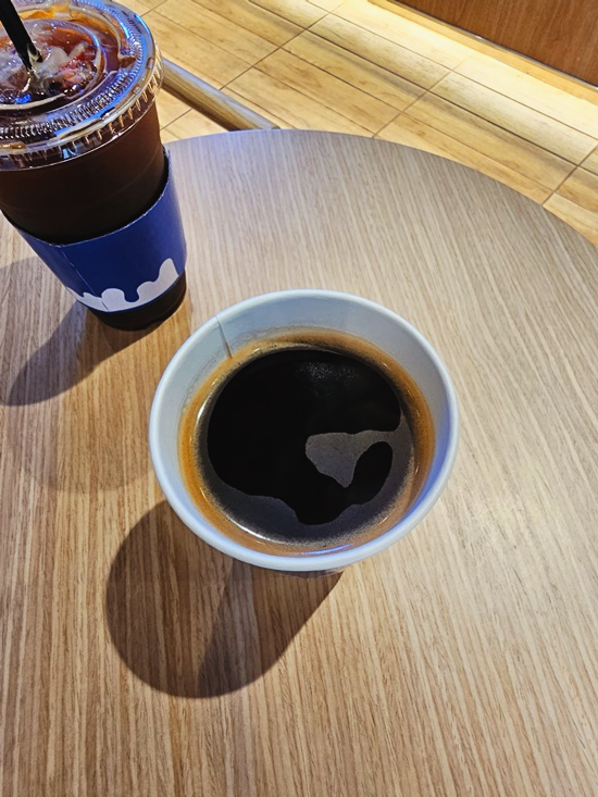 더푸르고 이미지