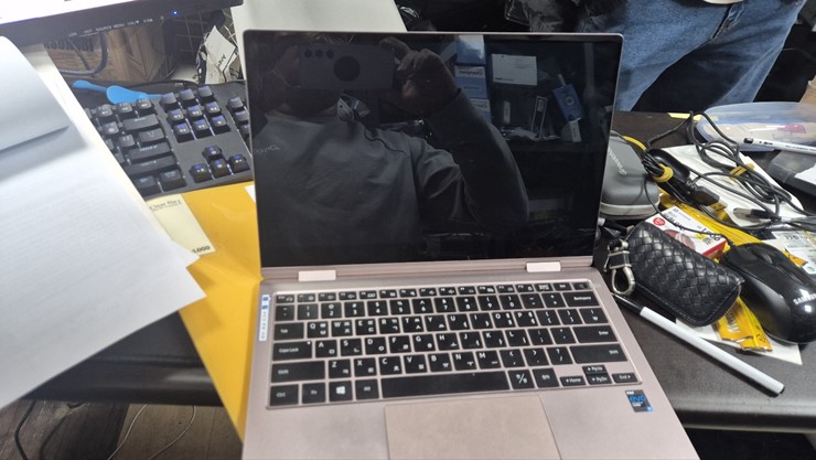 수컴퓨터 이미지