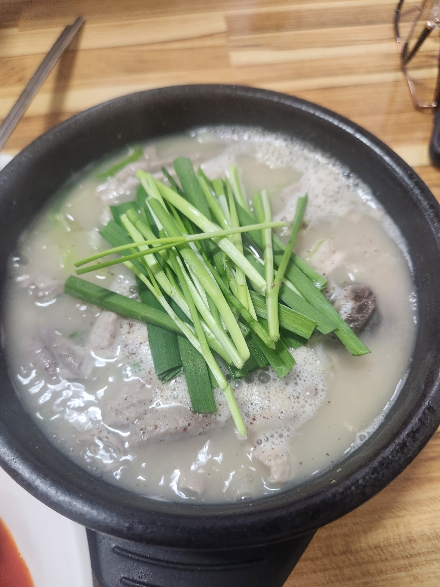 삼거리 사골 순대국 이미지
