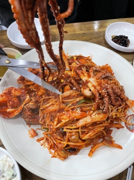 팔미낙지한마리수제비 이미지