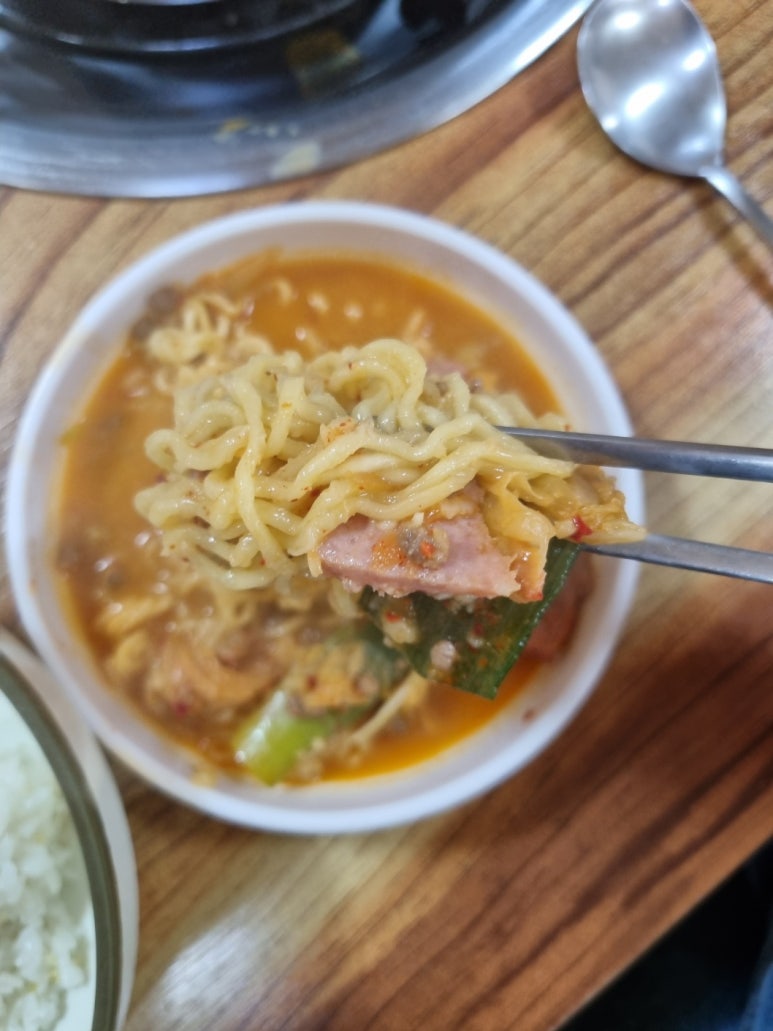 문창순송탄부대찌개 이미지