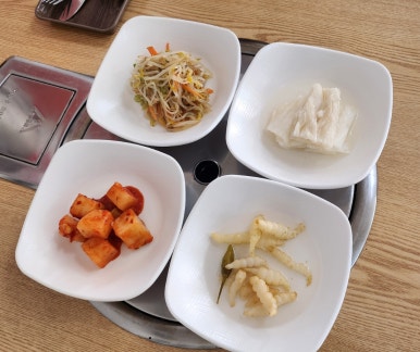 바다 해물 국밥 이미지