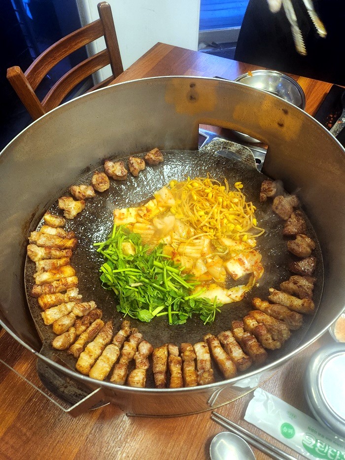 삼솥 이미지