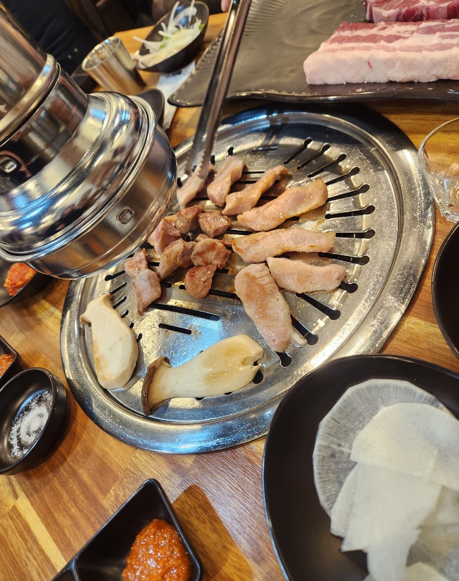 용식이삼겹덕례점 이미지