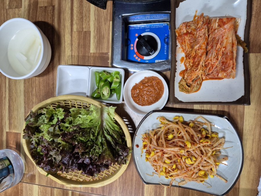 무실왕솥뚜껑삼겹살 이미지