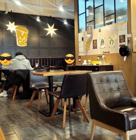 메가MGC커피 수원매탄초사거리점 사진 8