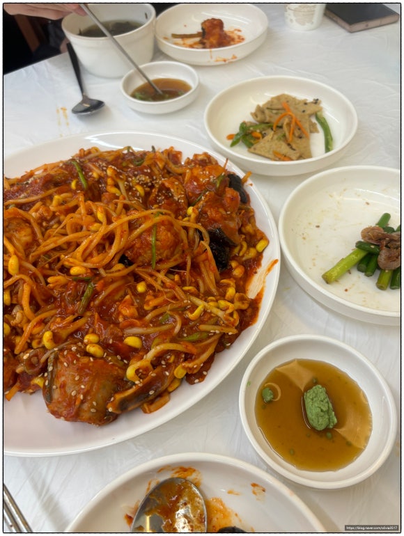 서해아구동해밀면 이미지