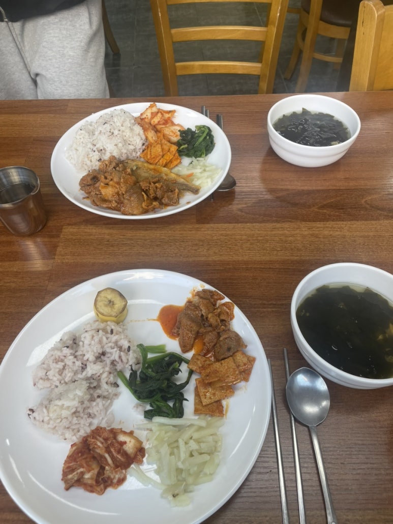 덕이네한식뷔페 이미지